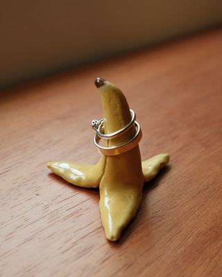 Un Studio x Slowmolds | Banana Ring Holder