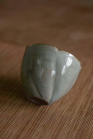 Un Studio x Two Potters | Celadon Tulip Cup