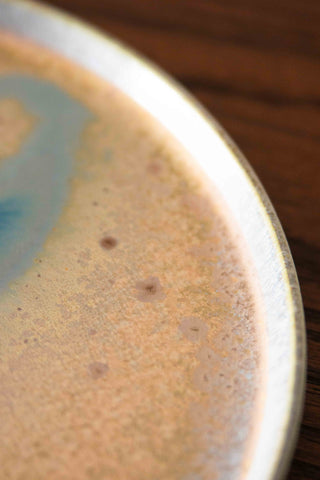 Un Studio x Ah Shu ｜Round Wide Plate in Manor (Blue)