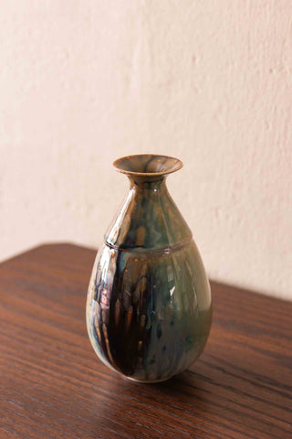 Un Studio x Ah Shu ｜Chicken Wing Vase in Dune