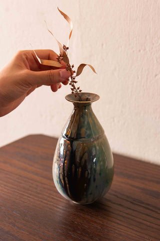 Un Studio x Ah Shu ｜Chicken Wing Vase in Dune