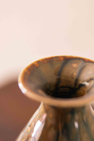 Un Studio x Ah Shu ｜Chicken Wing Vase in Dune