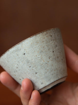 Un Studio x Llerae Makes ｜V Espresso Cups in Ivory