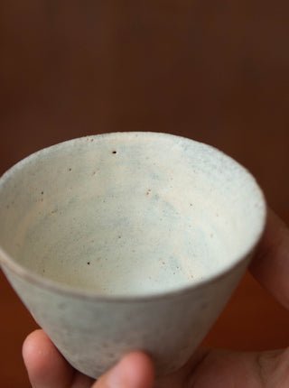 Un Studio x Llerae Makes ｜V Espresso Cups in Ivory
