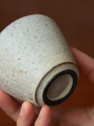 Un Studio x Llerae Makes ｜V Espresso Cups in Ivory