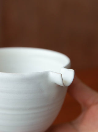 Un Studio x Llerae Makes ｜Pourer in Ivory