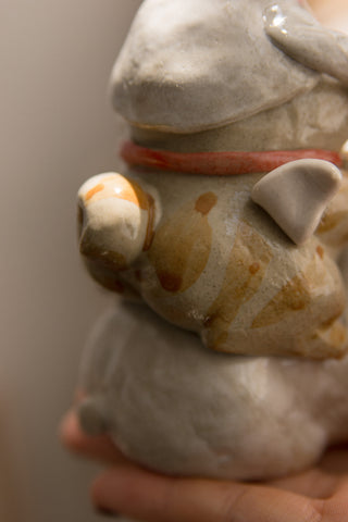 Un Studio x Yang Jian Wen 杨建文 ｜  White Rabbit Ceramic Cat