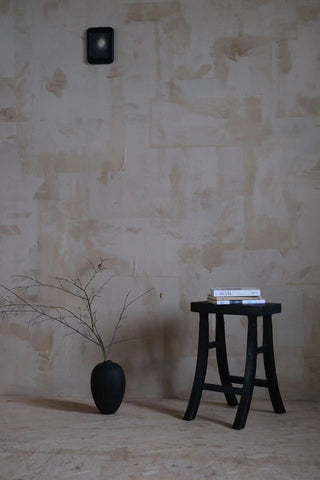 Charred Stool 碳化凳子
